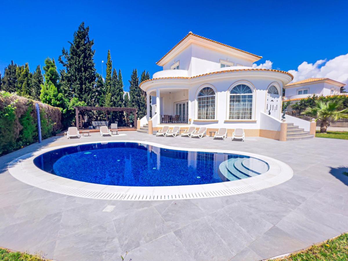 Villa Elysium Sotira  ภายนอก รูปภาพ